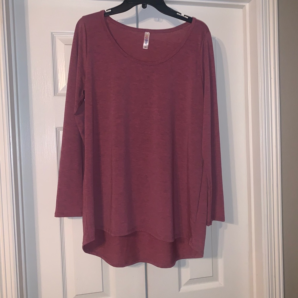EUC LuLaRoe Lynnae Size XL